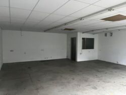 E9 Premium (D27), Factory #566871711